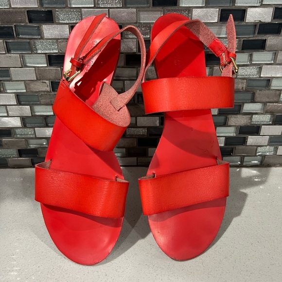 OLD NAVY women strap leather red sandals/size 9 - Picture 1 of 11